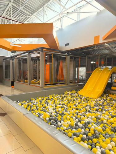 Лабиринт с горками 15 х 2,4 х 3 м «Поколено» (25332)