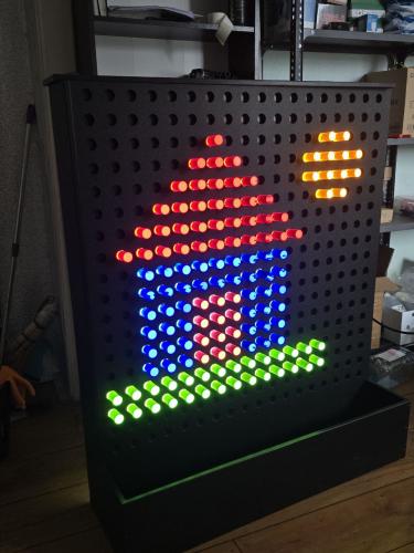 Пиксельная LED доска 125х125см