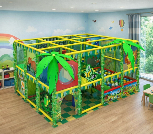 ЛАБИРИНТ "Книга Джунглей" 5х3,8х2,7м