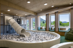 Волнообразный сухой бассейн для шариков (52860) фото 1